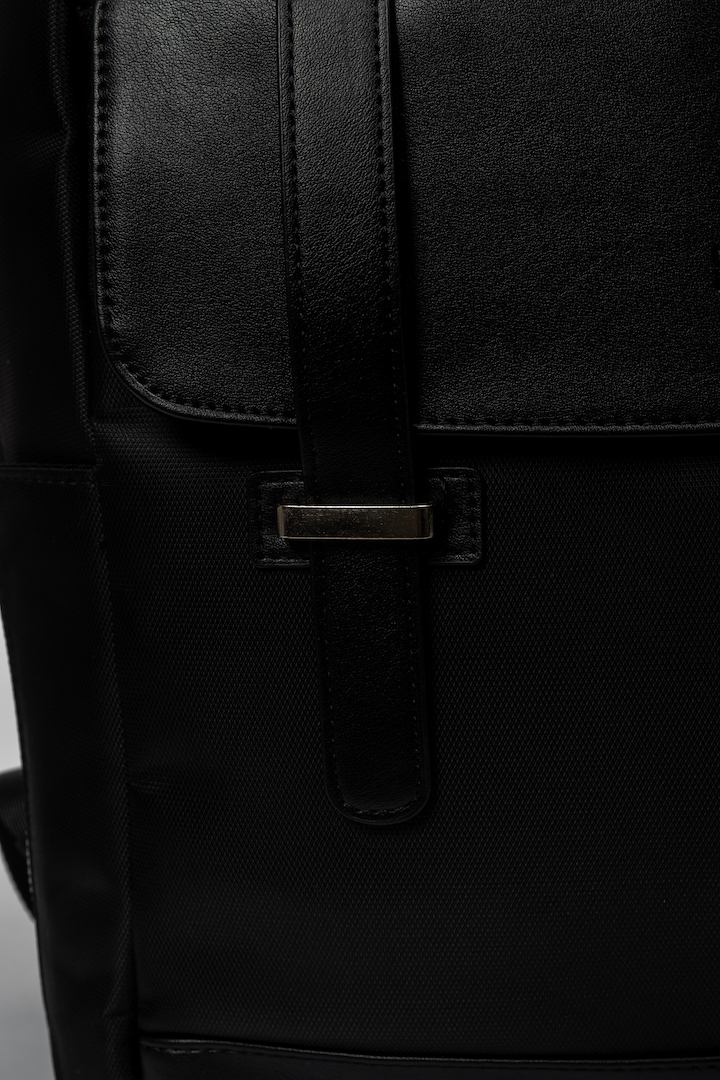 1000106 - Mochila New York 17